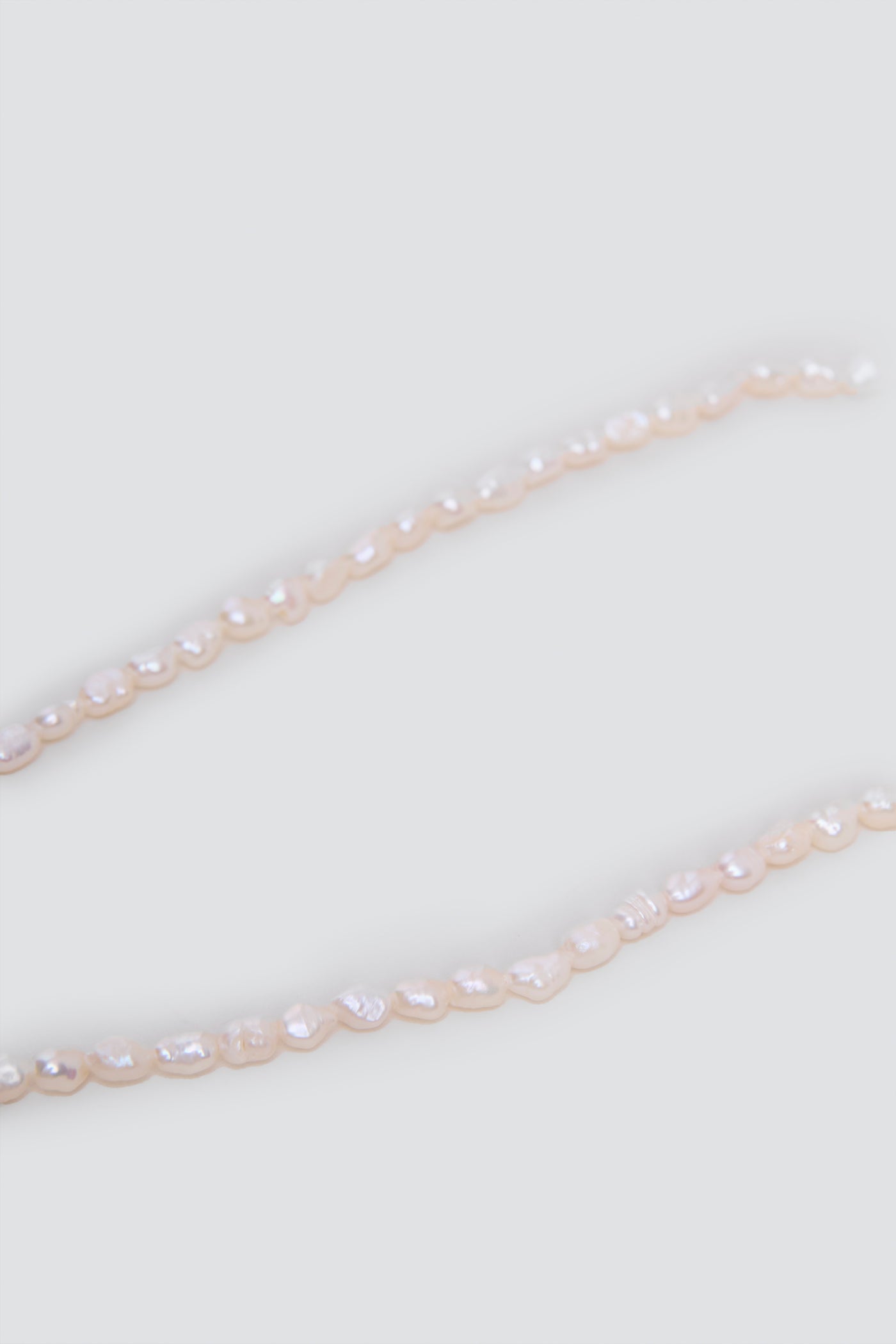 CAMEL PEARLS NECKLACE