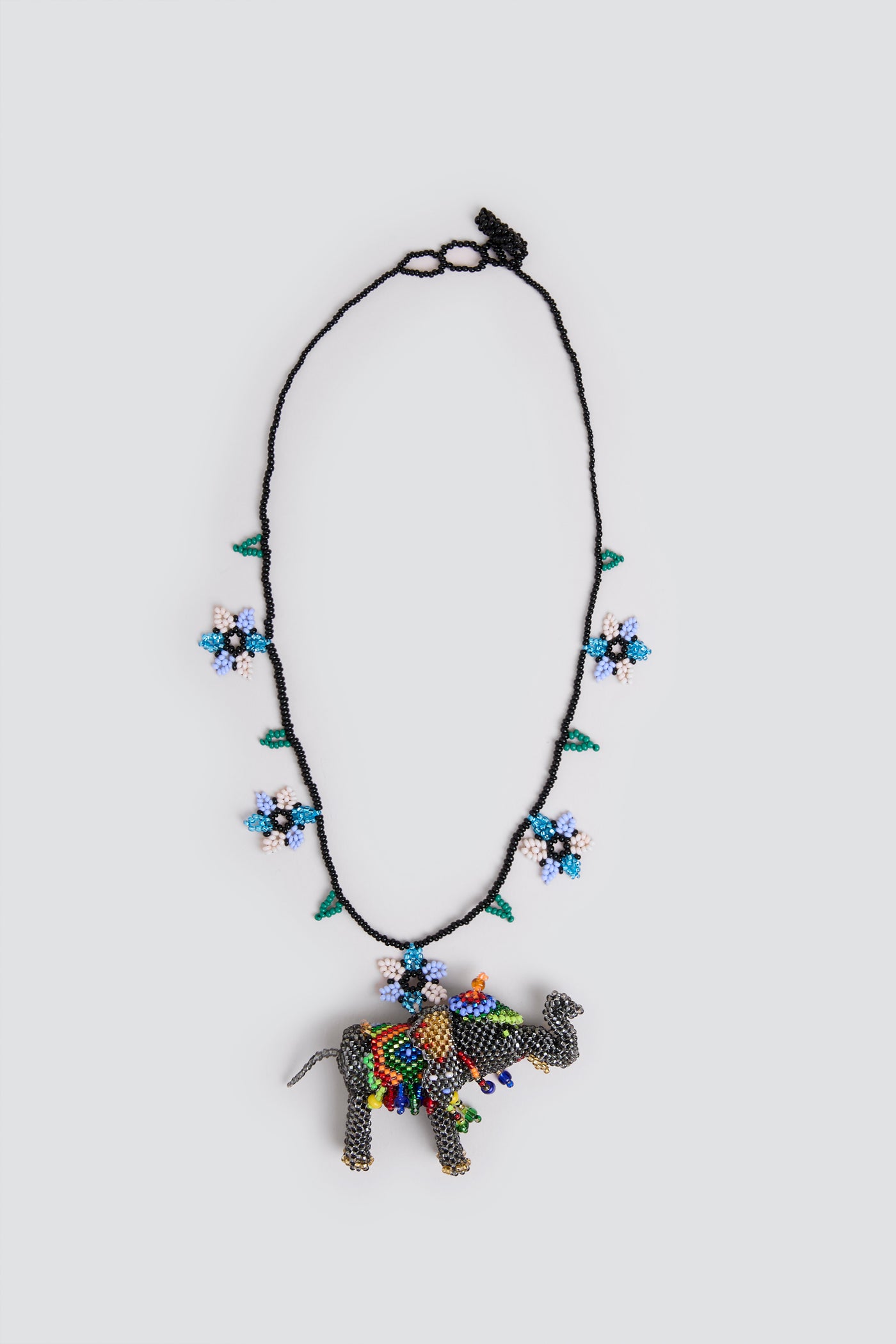 ELEPHANT FLOWERS NECKLACE